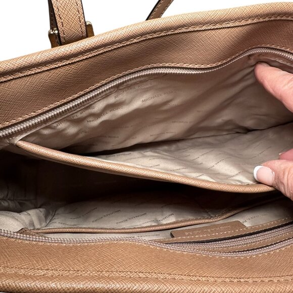 MICHAEL KORS Jet Set 10x16 Multifunction Zip Saffiano Tote Shoulder bag - Picture 9 of 10